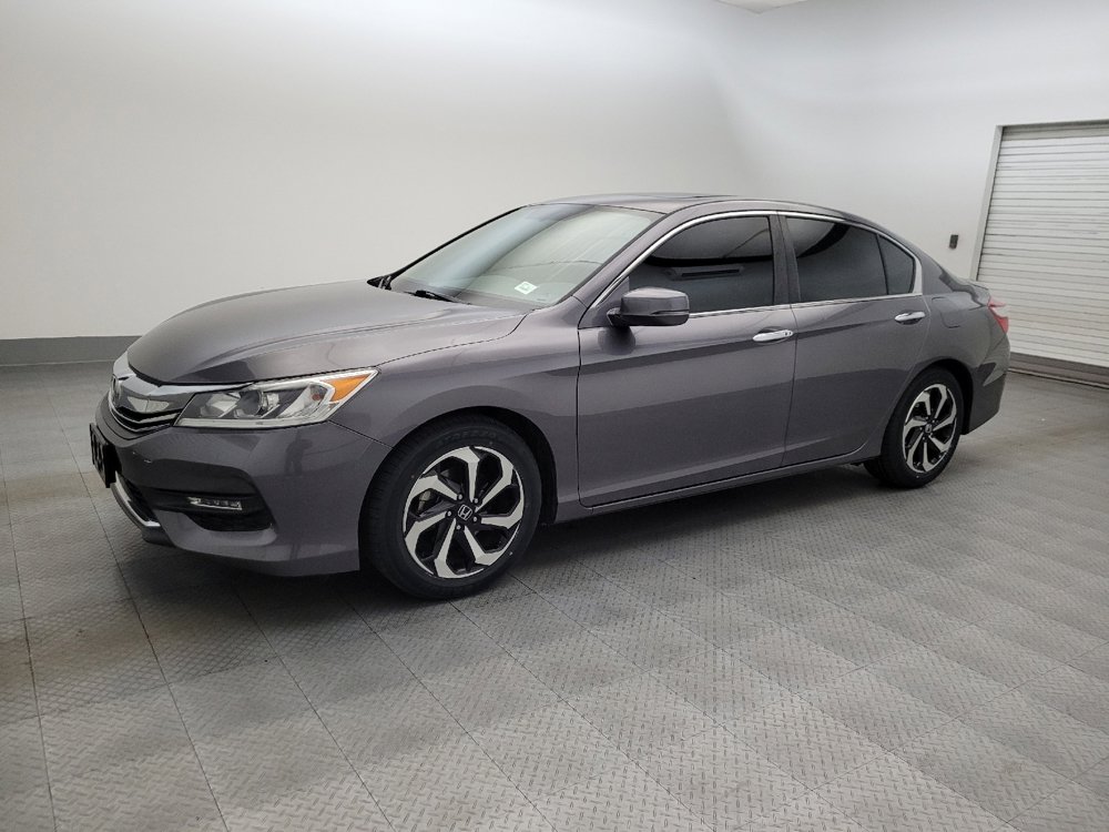 Used 2017 Honda Accord EX-L image 2