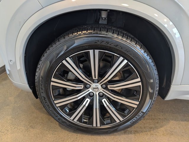 Used 2024 Volvo XC90 B6 Plus w/ Protection Package Premier image 10