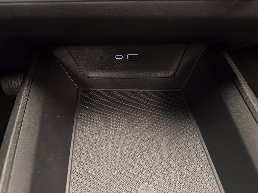 Used 2026 Chevrolet Equinox LT FWD image 15