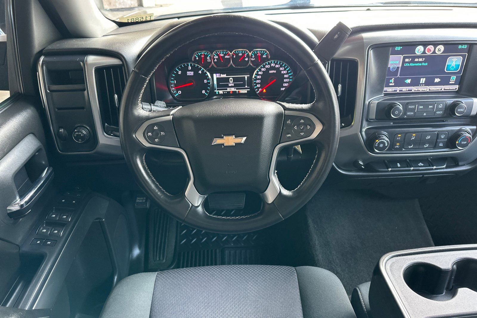 Used 2015 Chevrolet Silverado 1500 LT RWD image 16