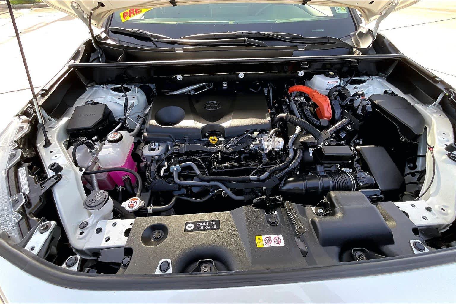 Used 2022 Toyota RAV4 SE AWD/4WD image 28