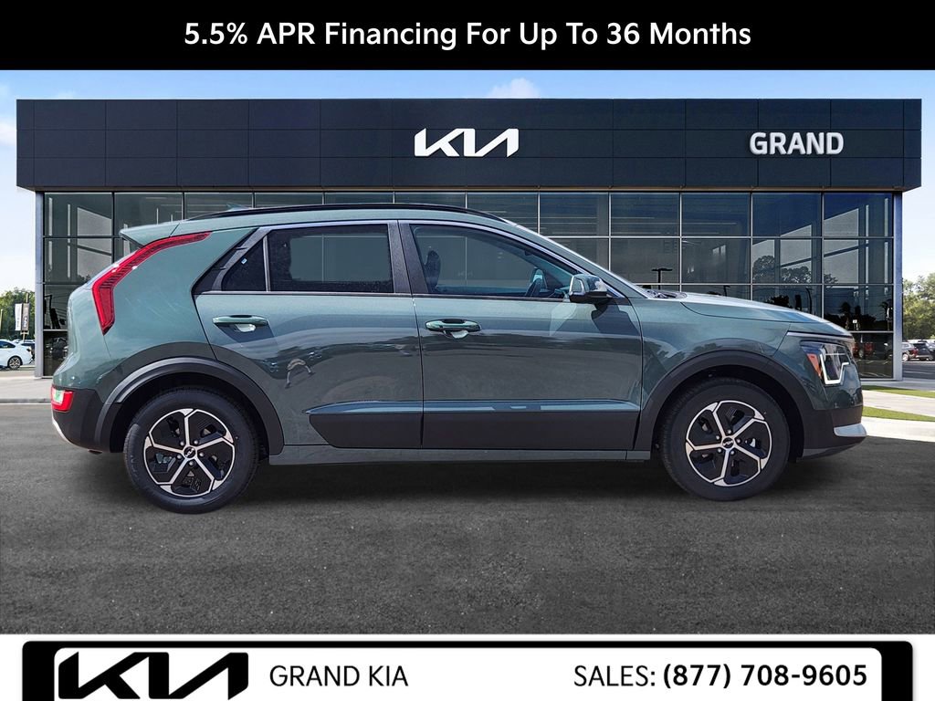 New 2025 Kia Niro EX