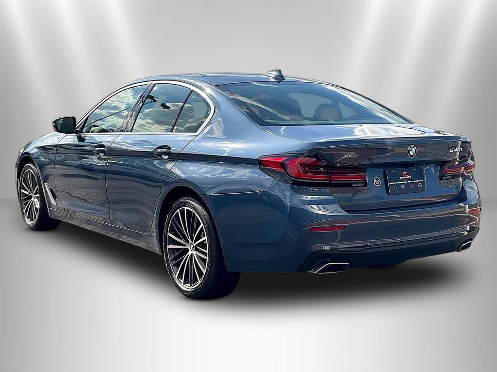 Used 2023 BMW 540i xDrive w/ Premium Package AWD/4WD image 4
