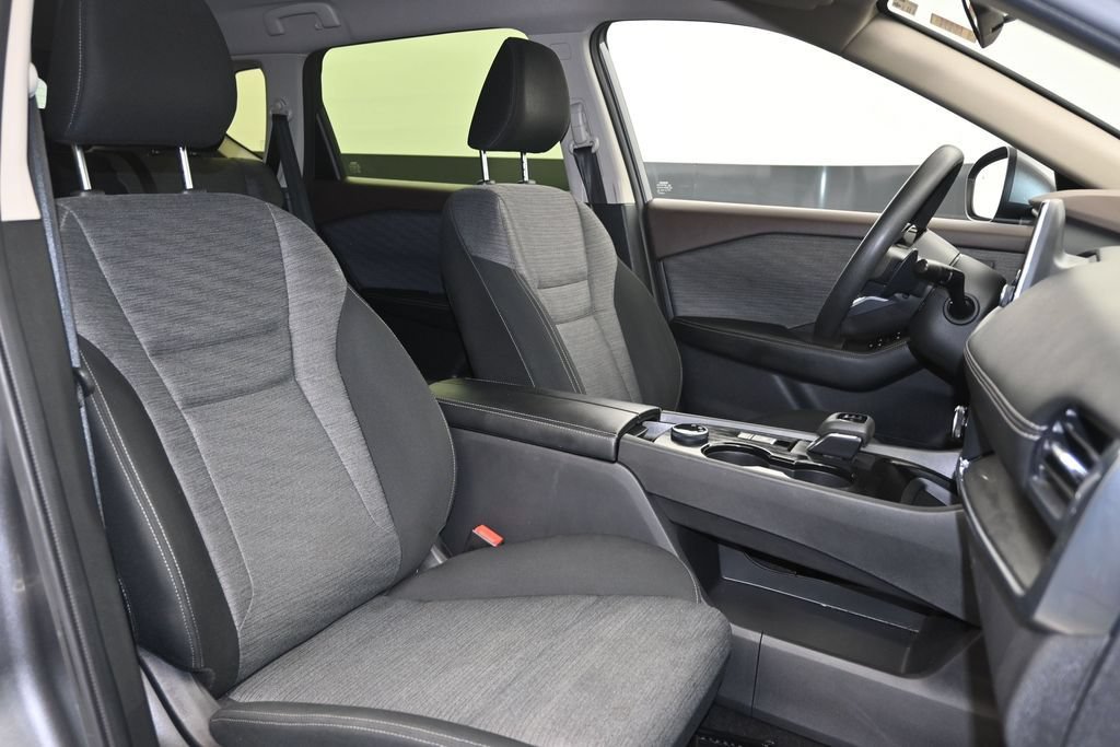 Certified 2023 Nissan Rogue SV AWD/4WD image 24