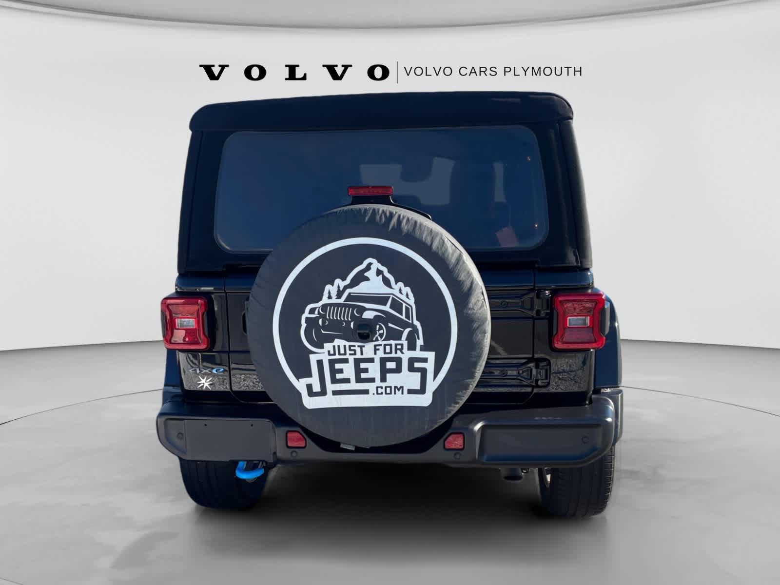 Used 2024 Jeep Wrangler Unlimited w/ Convenience Group AWD/4WD image 6