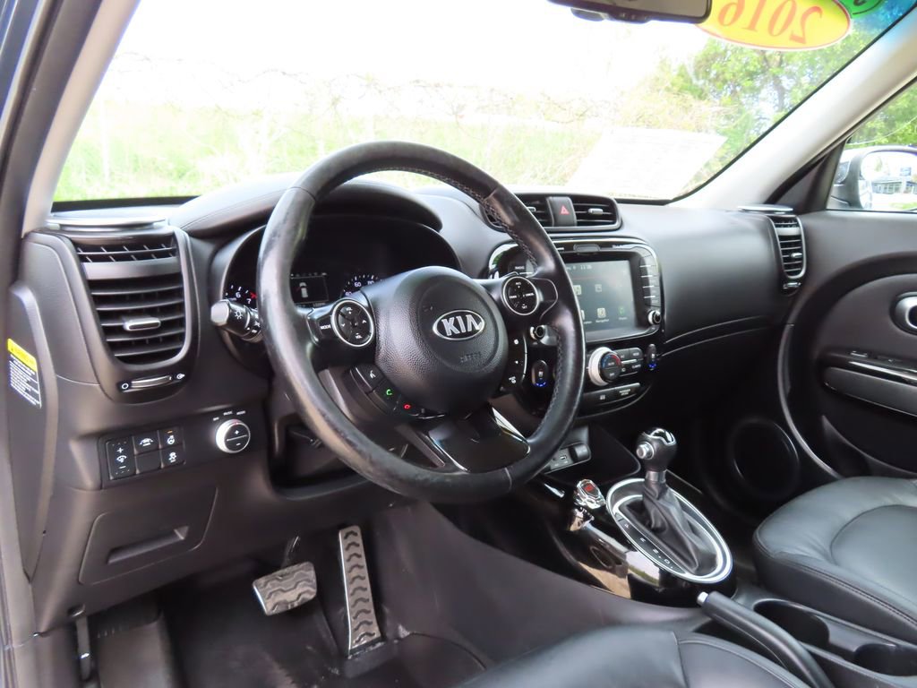 Used 2016 Kia Soul ! w/ Premium Package FWD image 29