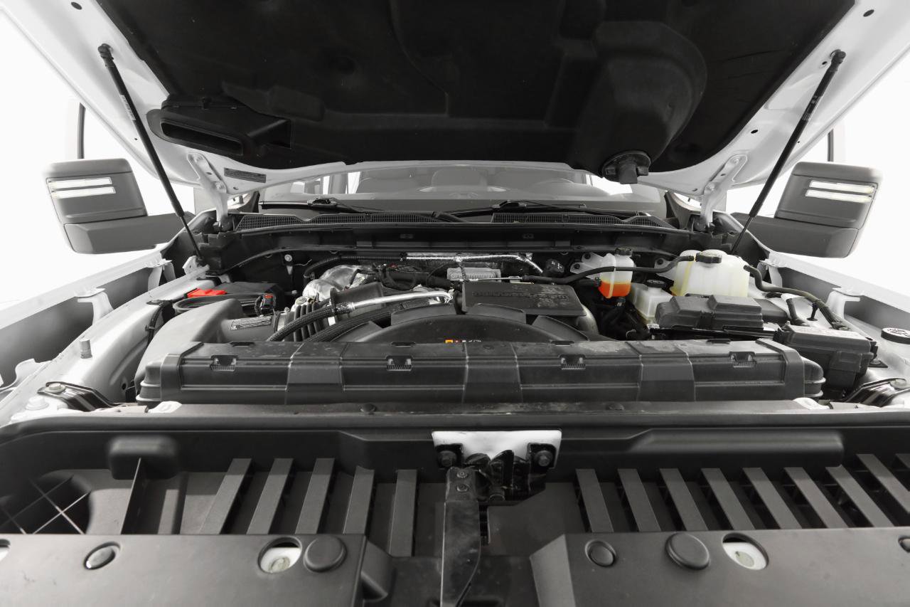 Used 2023 GMC Sierra 2500 SLE w/ SLE Value Package; image 32