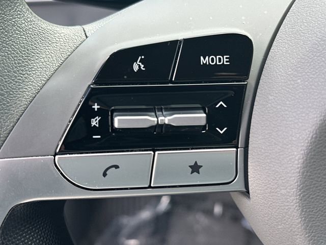 Certified 2024 Hyundai Elantra SEL image 22