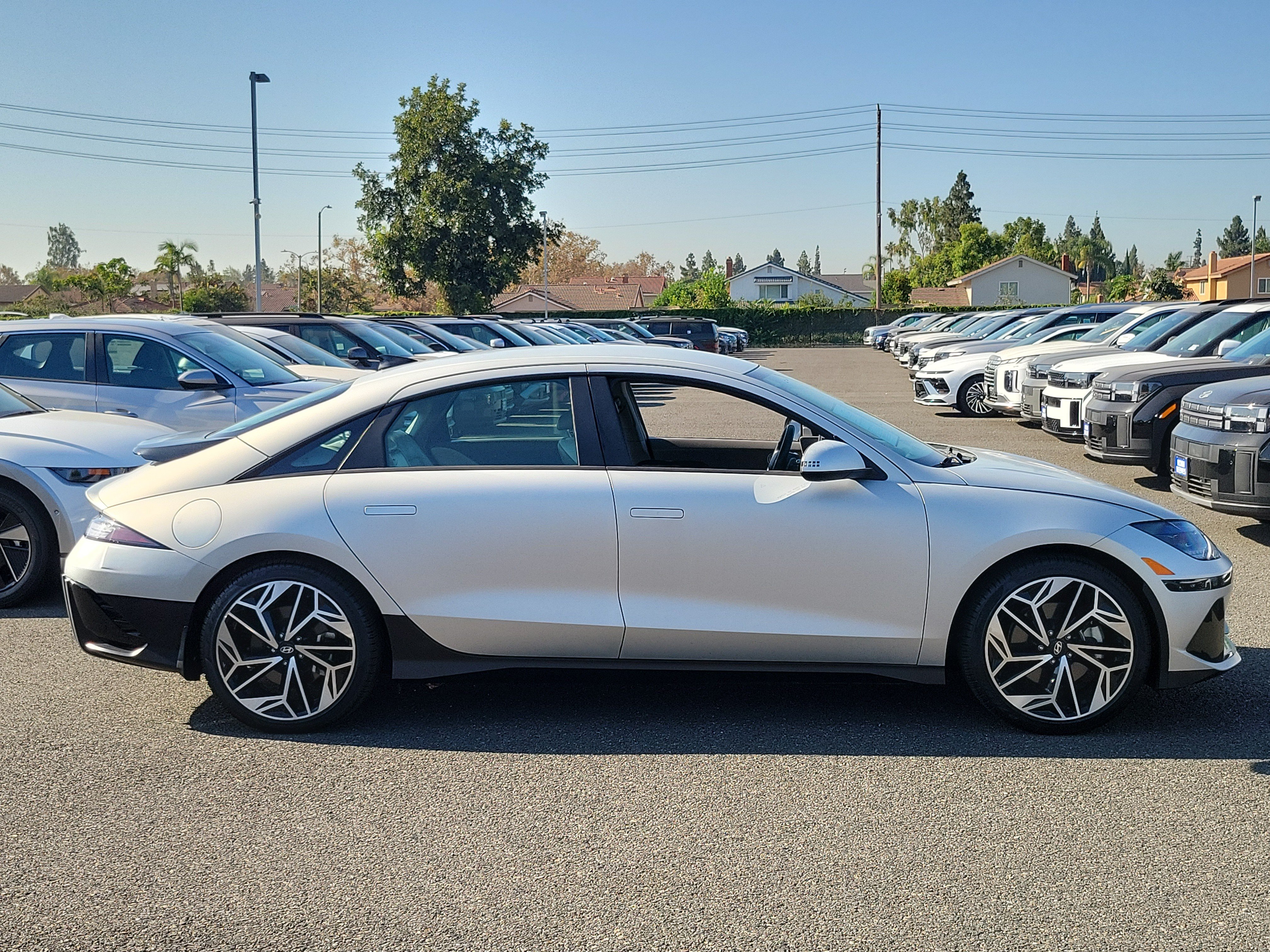 Certified 2023 Hyundai Ioniq 6 SEL RWD image 5