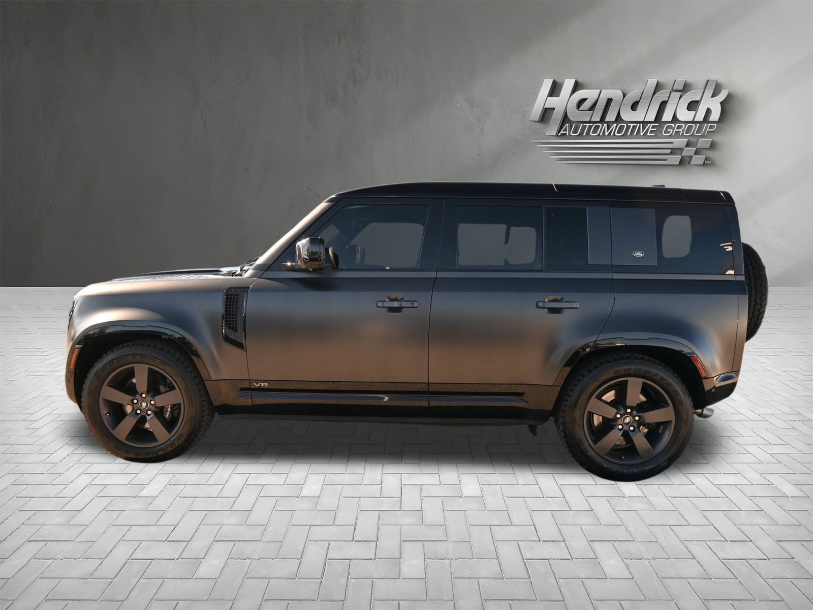 Used 2023 Land Rover Defender 110 Carpathian Edition image 8