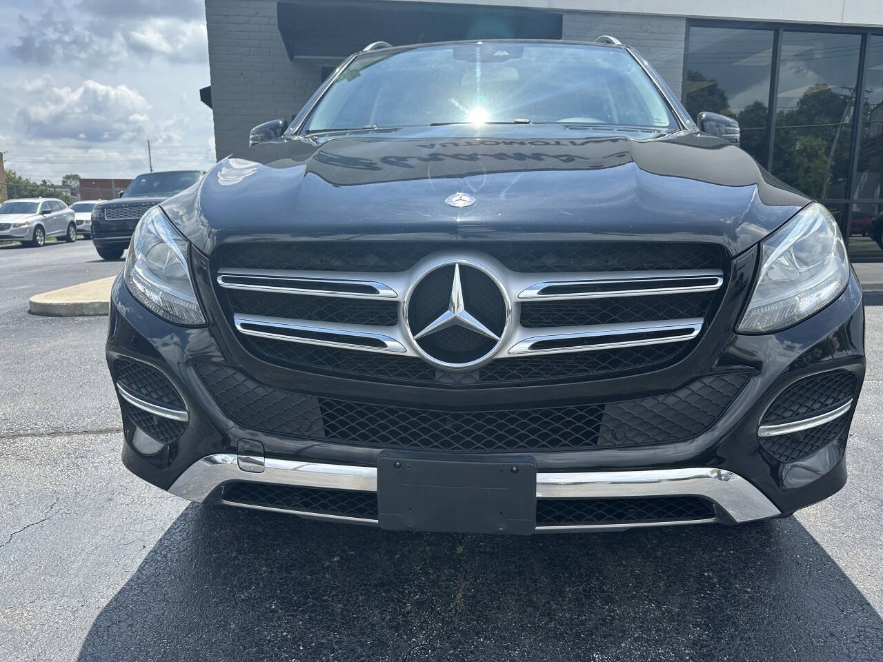 Used 2016 Mercedes-Benz GLE 350 4MATIC w/ Premium Package image 3