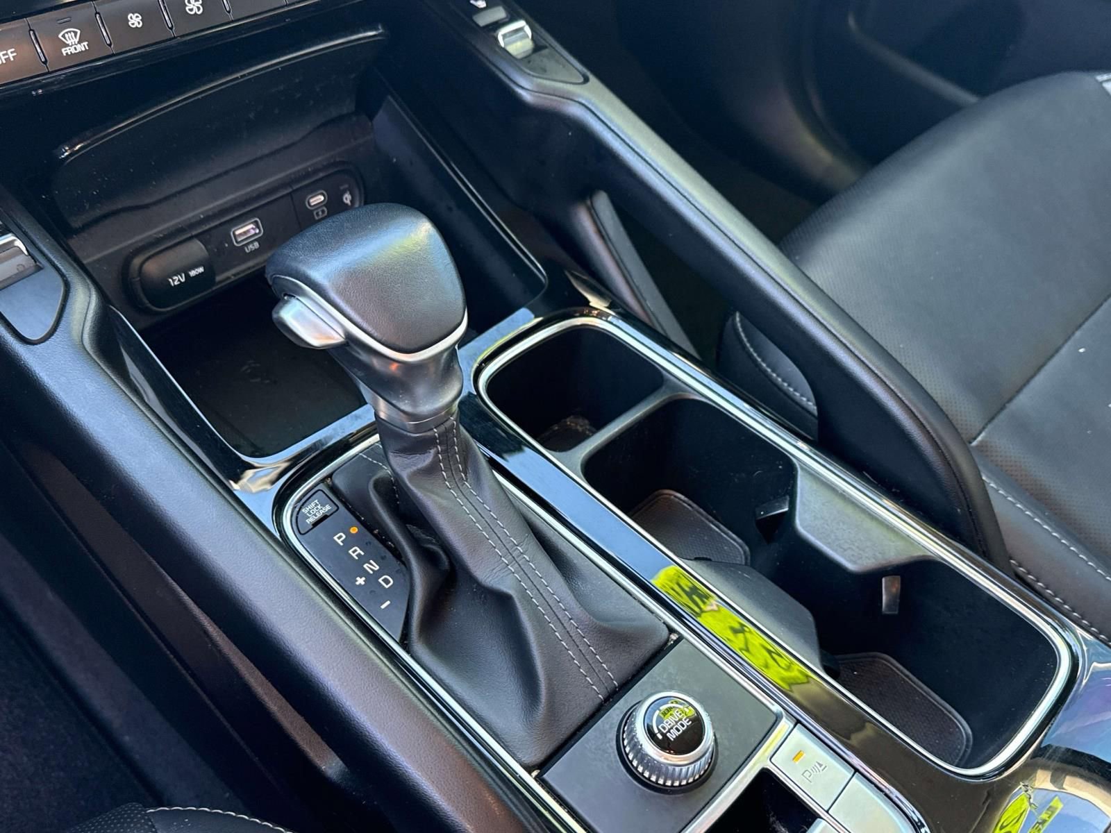 Used 2024 Kia Telluride S image 20