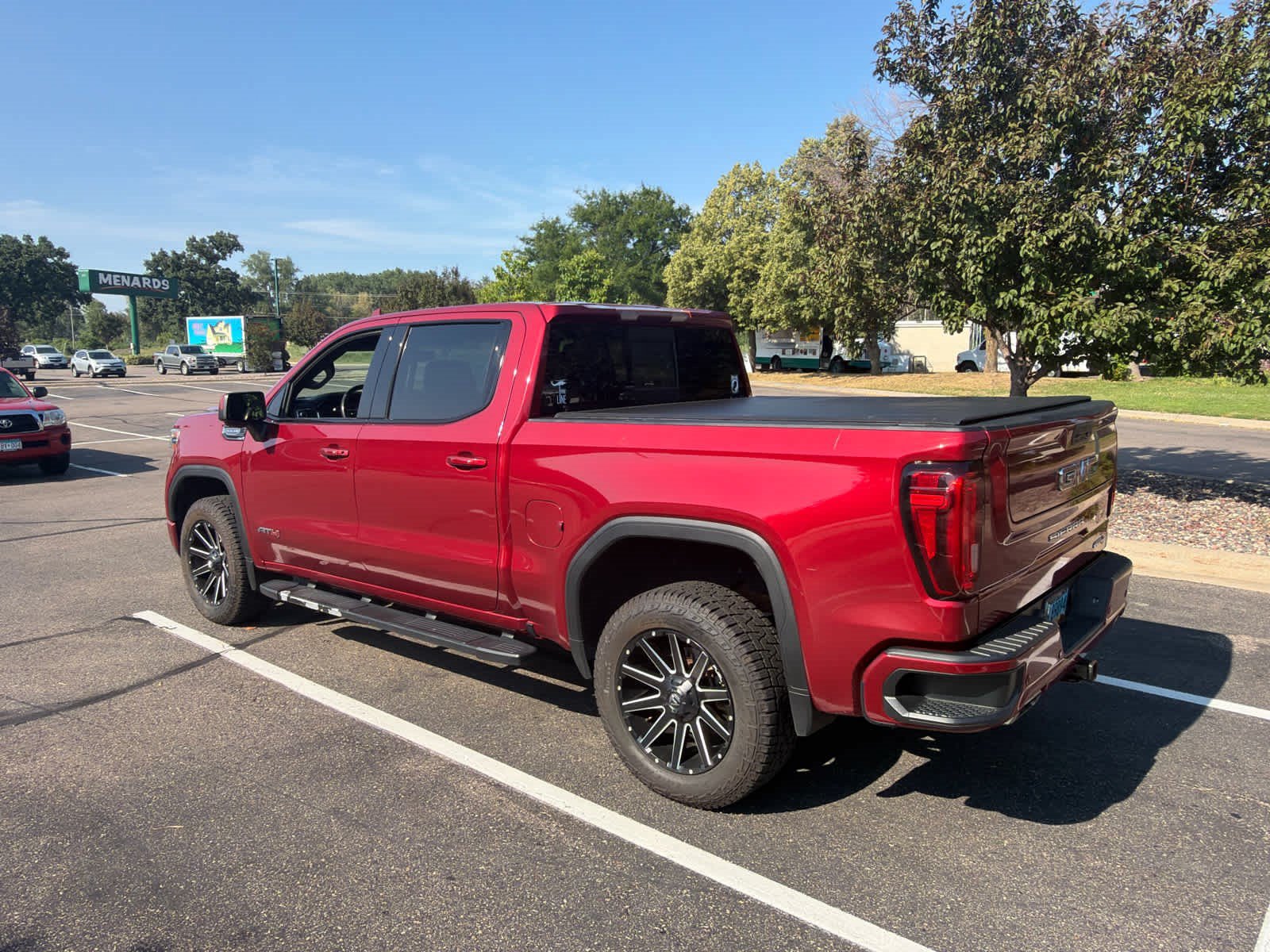 Used 2019 GMC Sierra 1500 AT4 w/ AT4 Premium Package AWD/4WD image 3