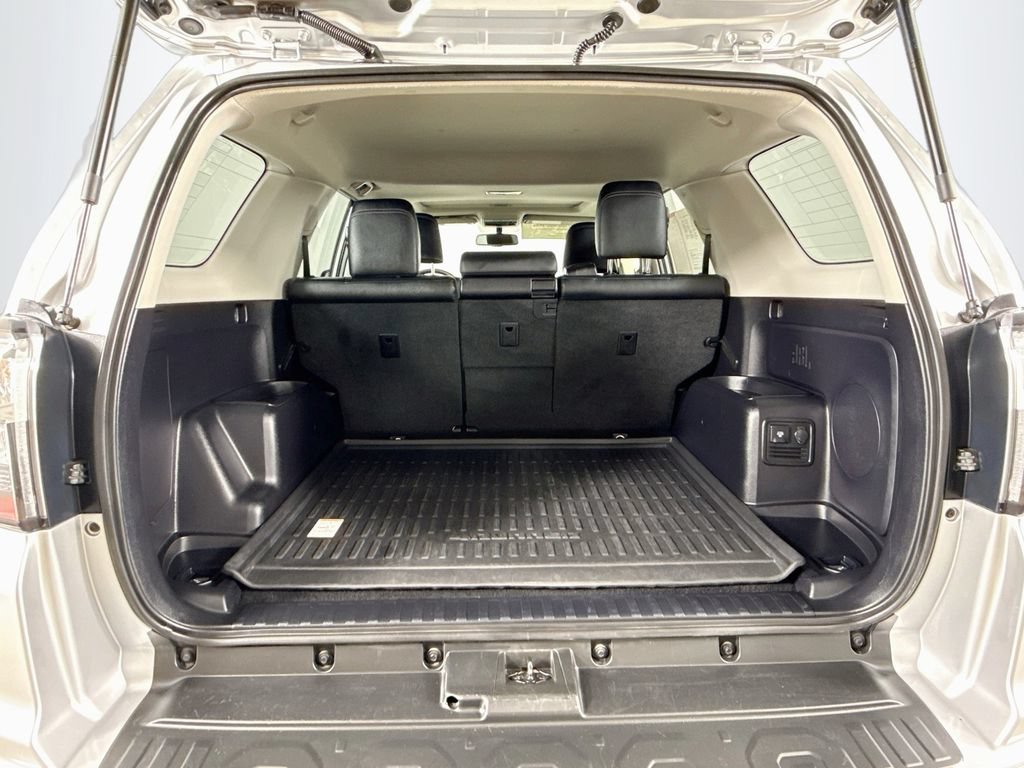 Certified 2019 Toyota 4Runner Limited AWD/4WD image 30