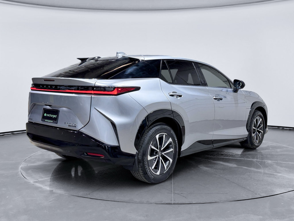 Used 2023 Lexus RZ 450e Premium w/ Technology Package AWD/4WD image 3