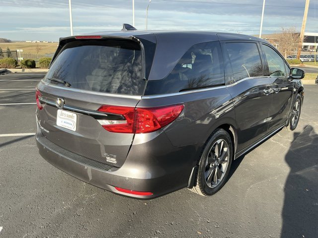 Used 2024 Honda Odyssey Elite image 3