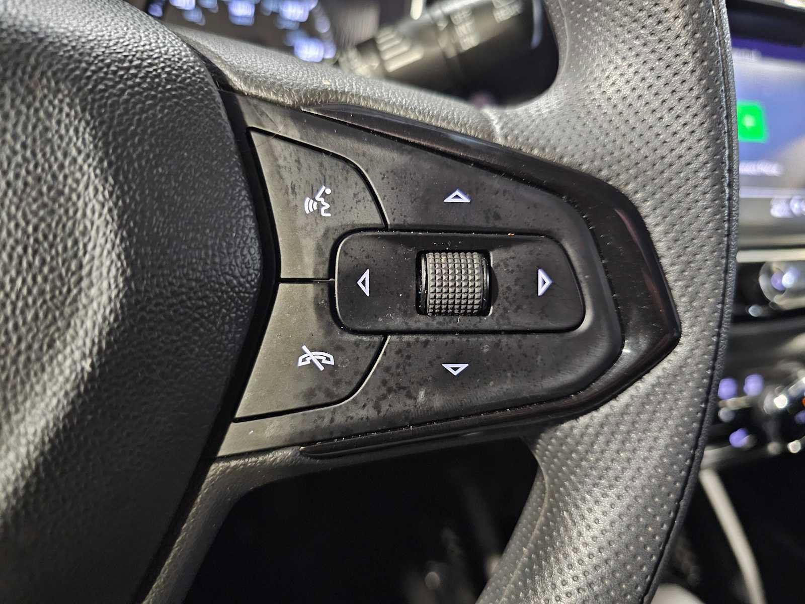 Used 2022 Chevrolet TrailBlazer LT w/ Convenience Package image 19