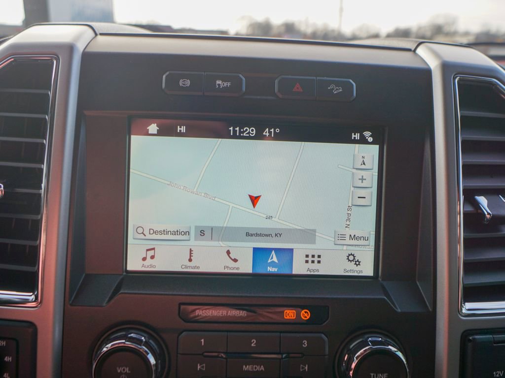 Used 2018 Ford F250 Lariat w/ Chrome Package image 29