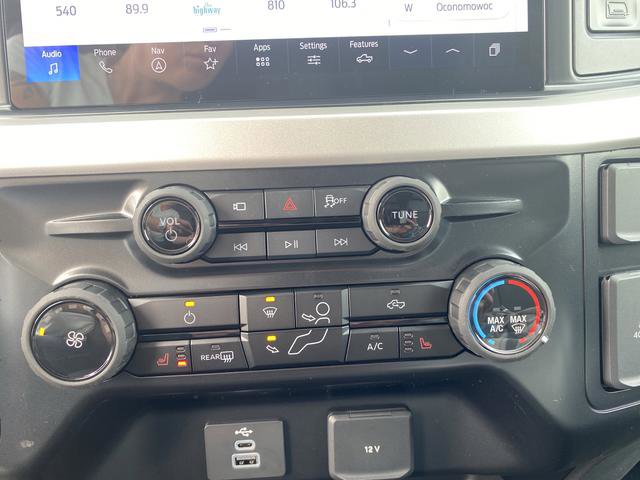 New 2026 Ford F350 XLT w/ XLT Premium Package AWD/4WD image 17