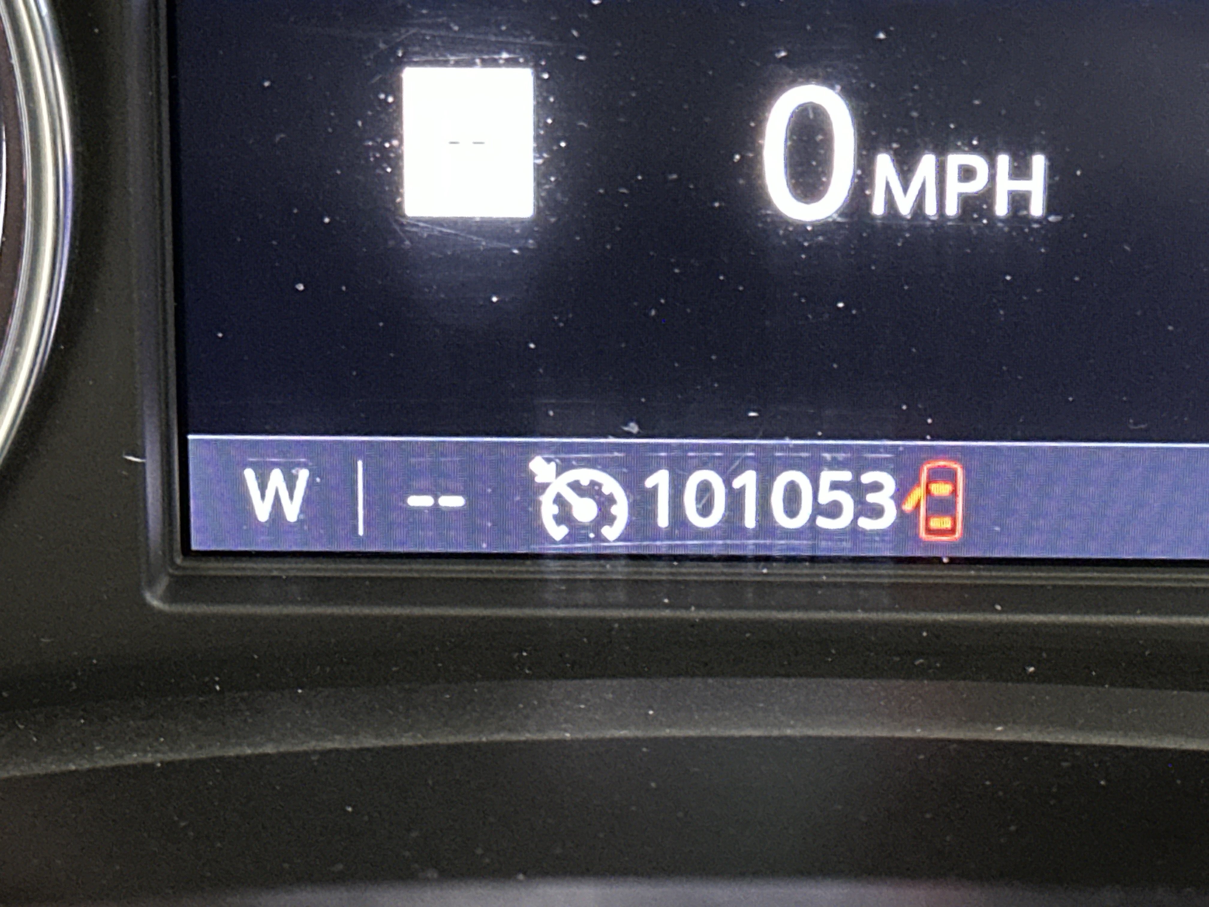 Used 2020 Buick Enclave Essence w/ Sound and Sites Package FWD image 27