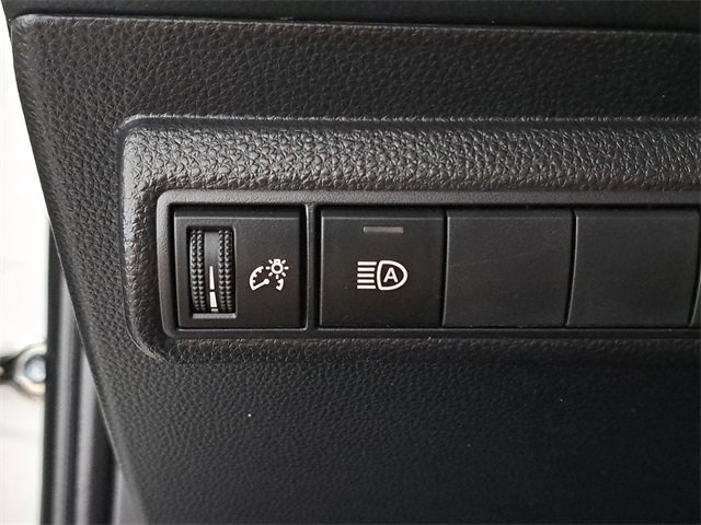 Used 2023 Toyota Corolla LE image 23