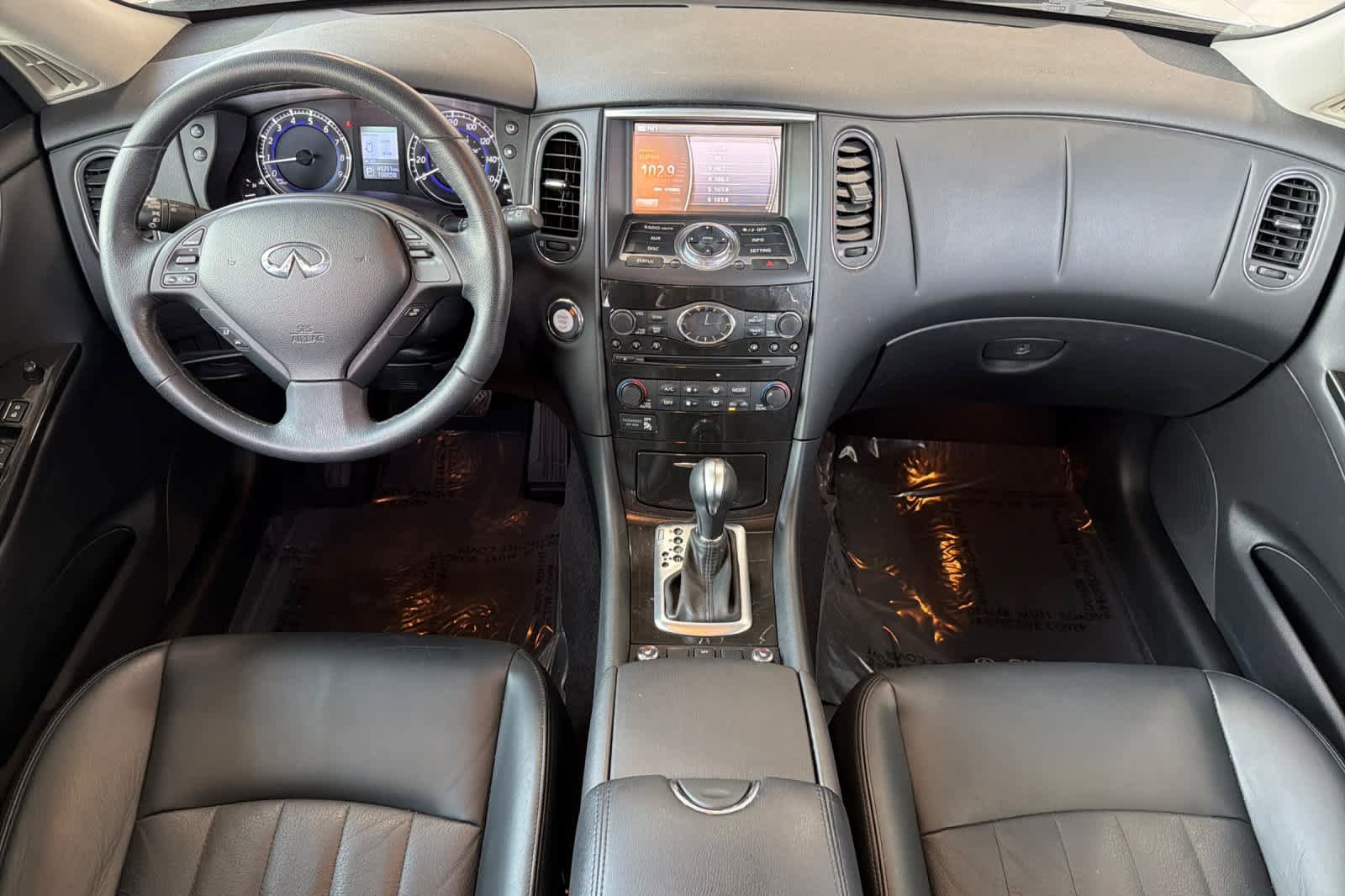 Used 2017 INFINITI QX50 2WD image 3