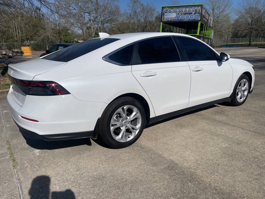 Used 2025 Honda Accord LX image 5