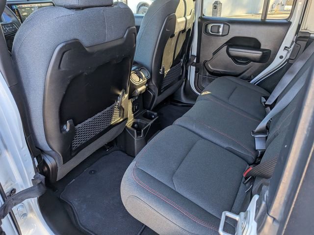 Used 2024 Jeep Wrangler Rubicon image 25