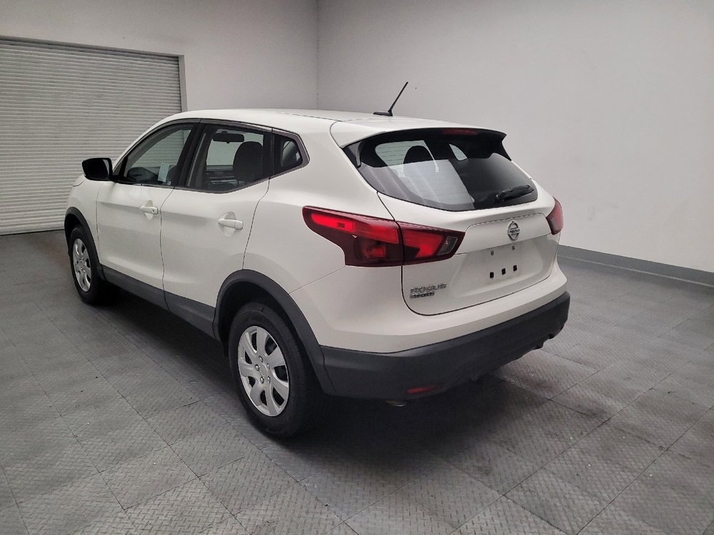 Used 2019 Nissan Rogue Sport S FWD image 5