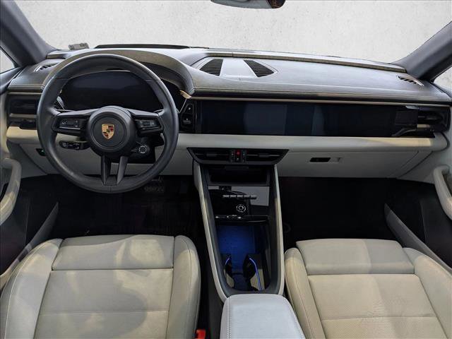 Used 2024 Porsche Macan 4 Electric image 17