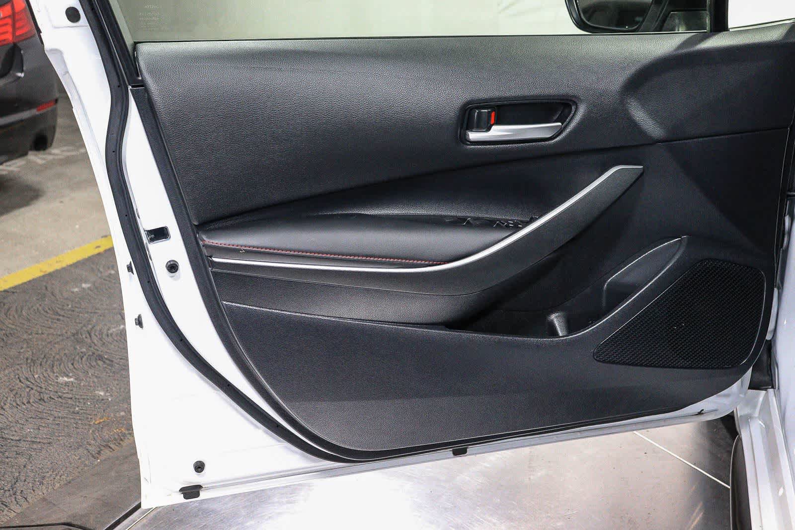 Certified 2024 Toyota Corolla SE w/ SE Package FWD image 24