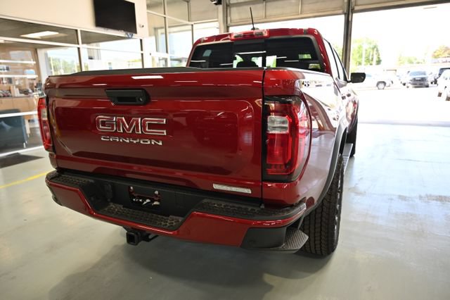 New 2026 GMC Canyon Elevation w/ Convenience Package AWD/4WD image 5