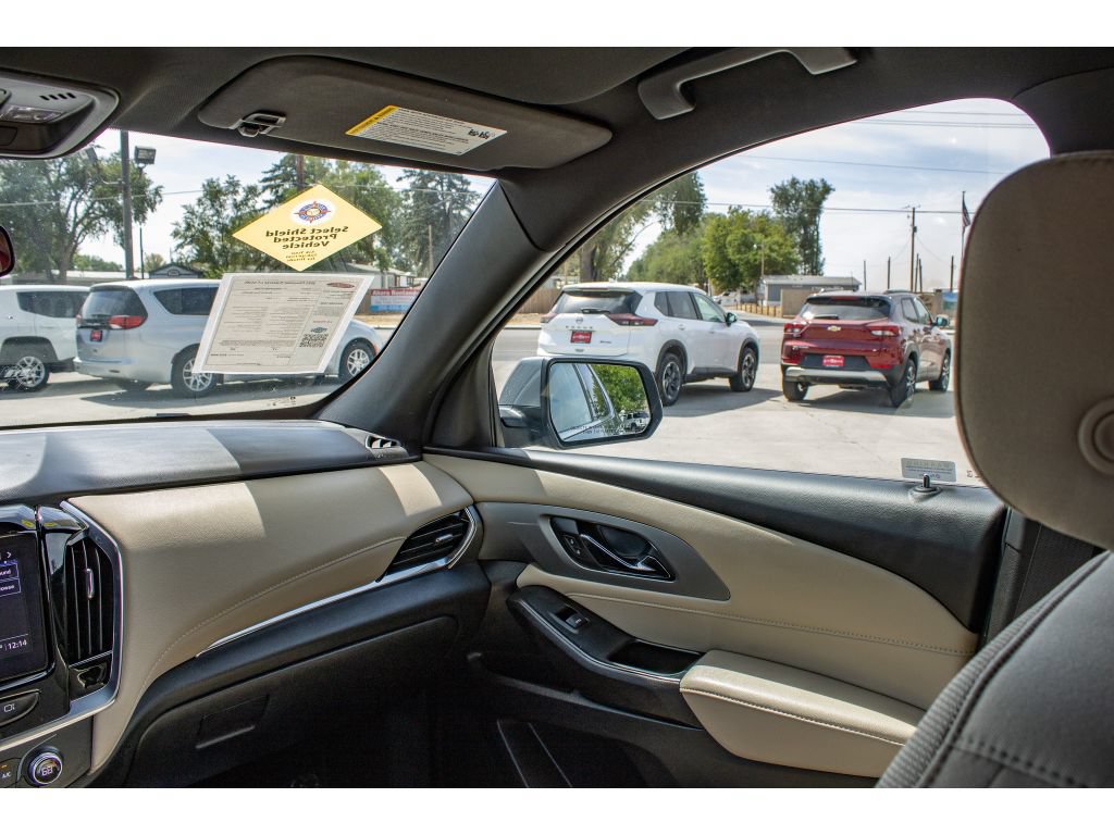Used 2023 Chevrolet Traverse LT w/ LPO, Cargo Package AWD/4WD image 20