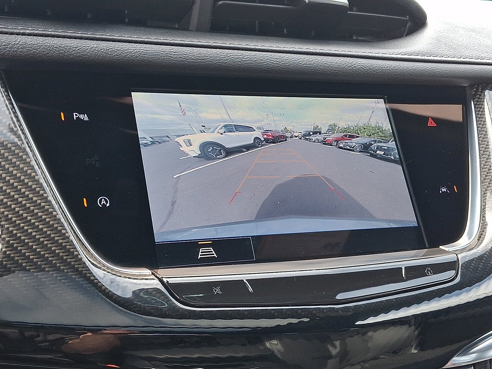 Used 2024 Cadillac XT6 Sport AWD/4WD image 31