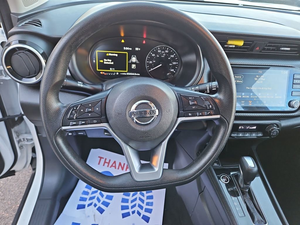 Used 2021 Nissan Kicks SV FWD image 13