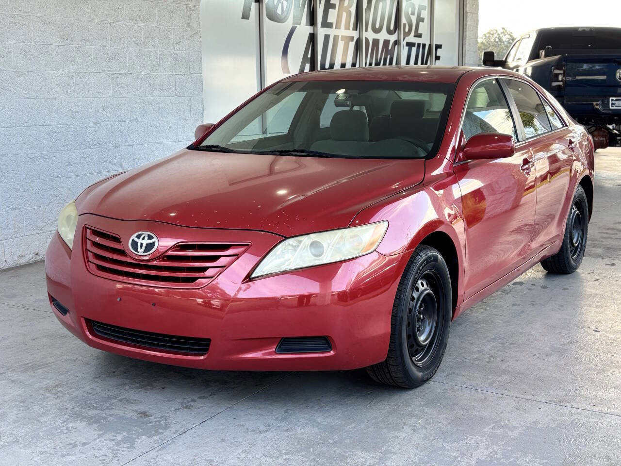 Used 2009 Toyota Camry LE image 1