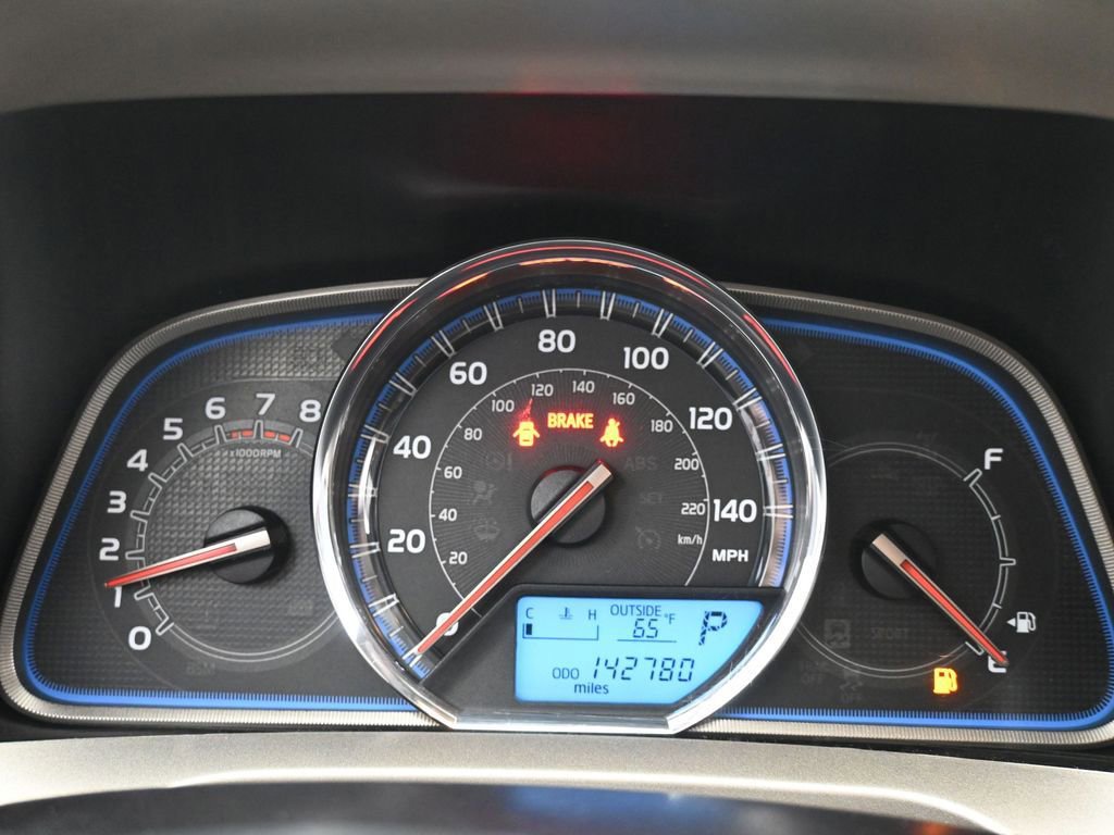 Used 2015 Toyota RAV4 Limited FWD image 19