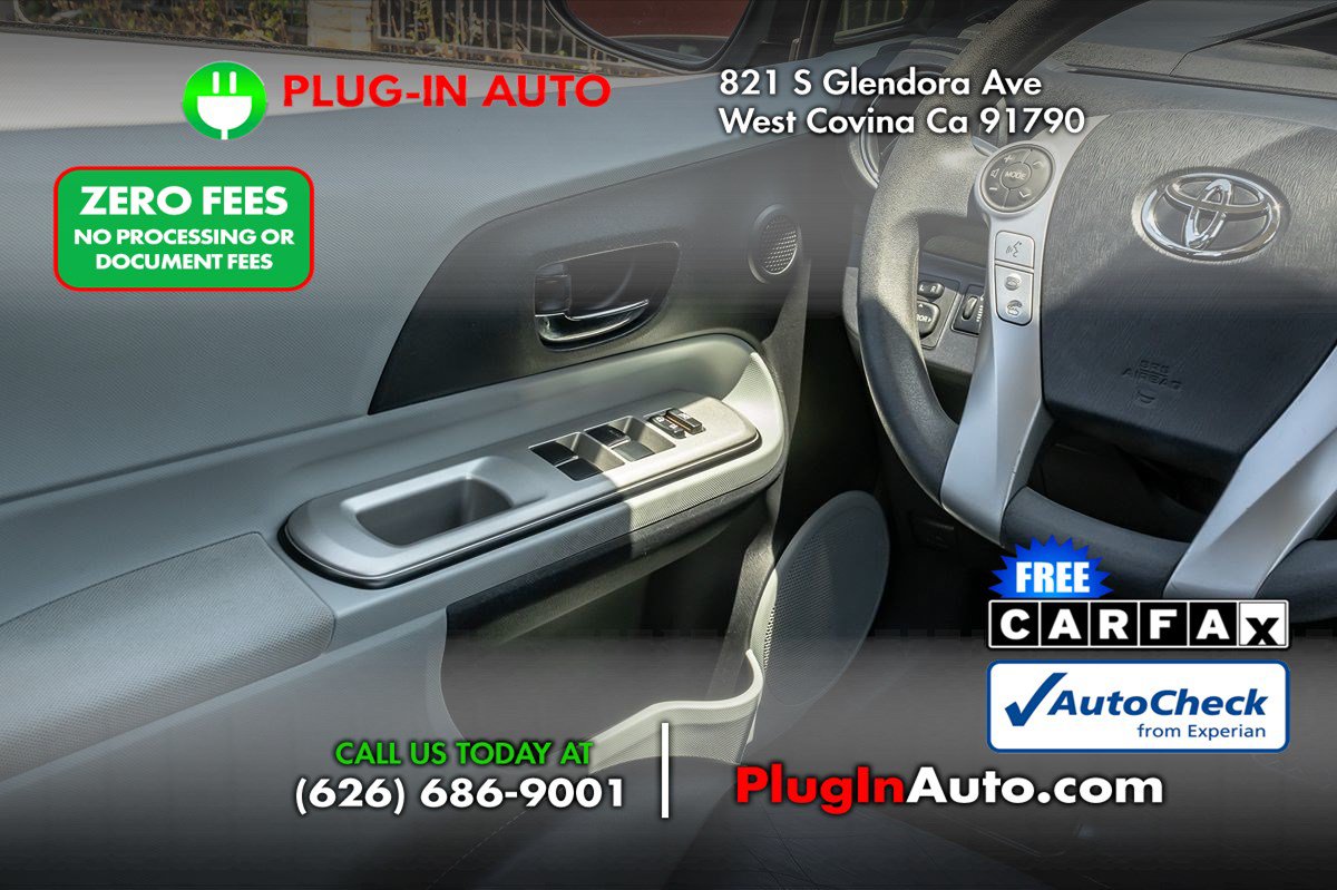 Used 2012 Toyota Prius C Four FWD image 12