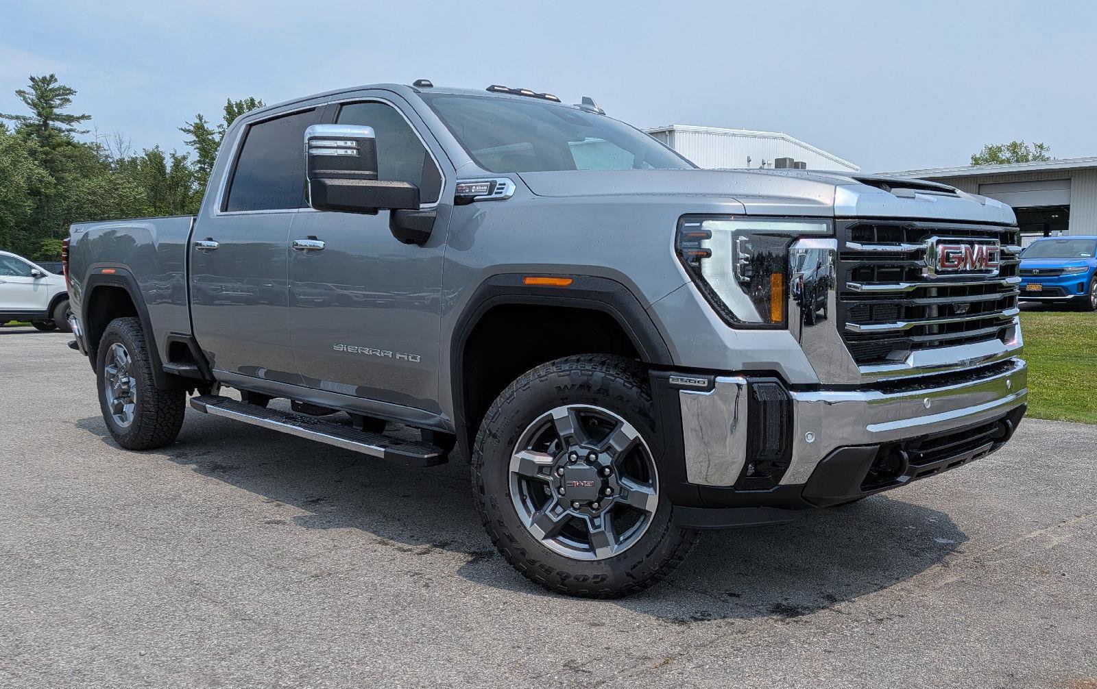 New 2026 GMC Sierra 2500 SLT w/ SLT Premium Package