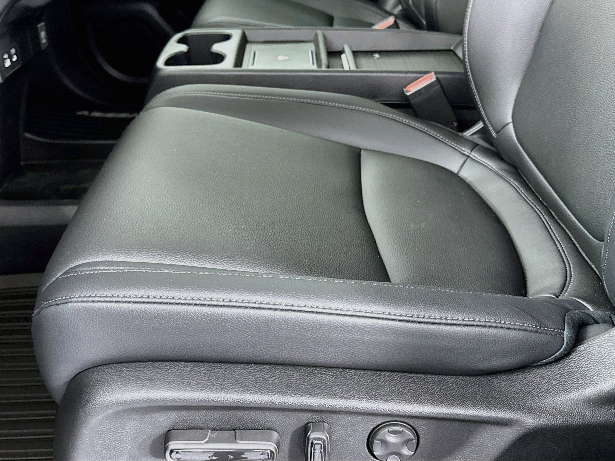 New 2027 Honda Odyssey EX-L image 18
