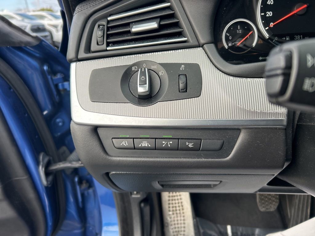 Used 2016 BMW M5 image 7