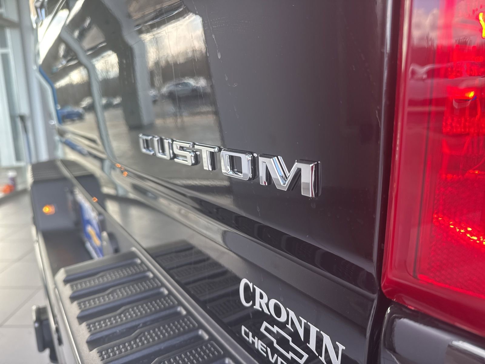 New 2026 Chevrolet Silverado 2500 Custom w/ Custom Value Package image 7