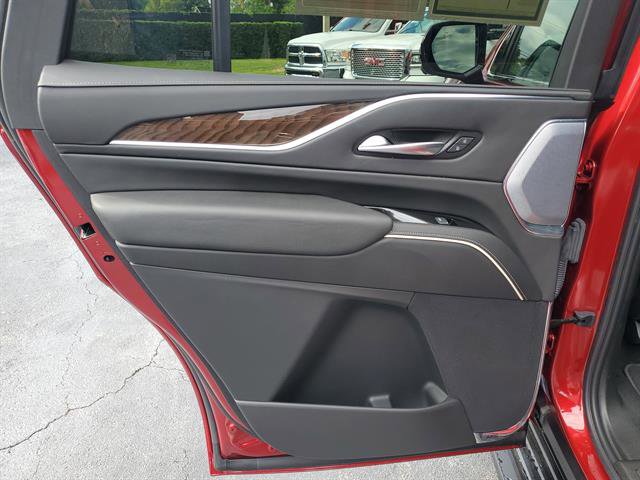 Certified 2024 Cadillac Escalade Premium Luxury Platinum AWD/4WD image 14