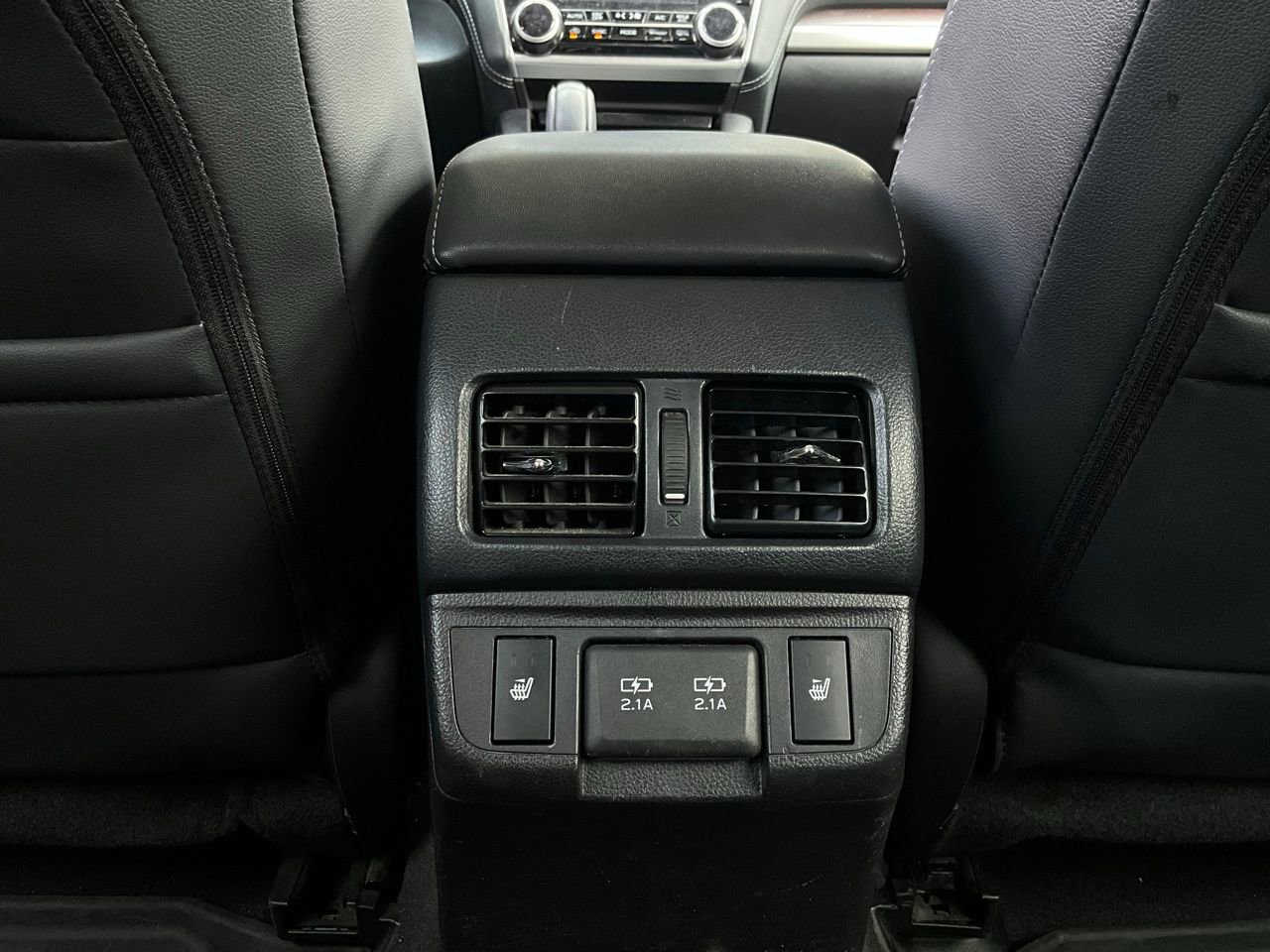Used 2019 Subaru Outback 3.6R Limited AWD/4WD image 13