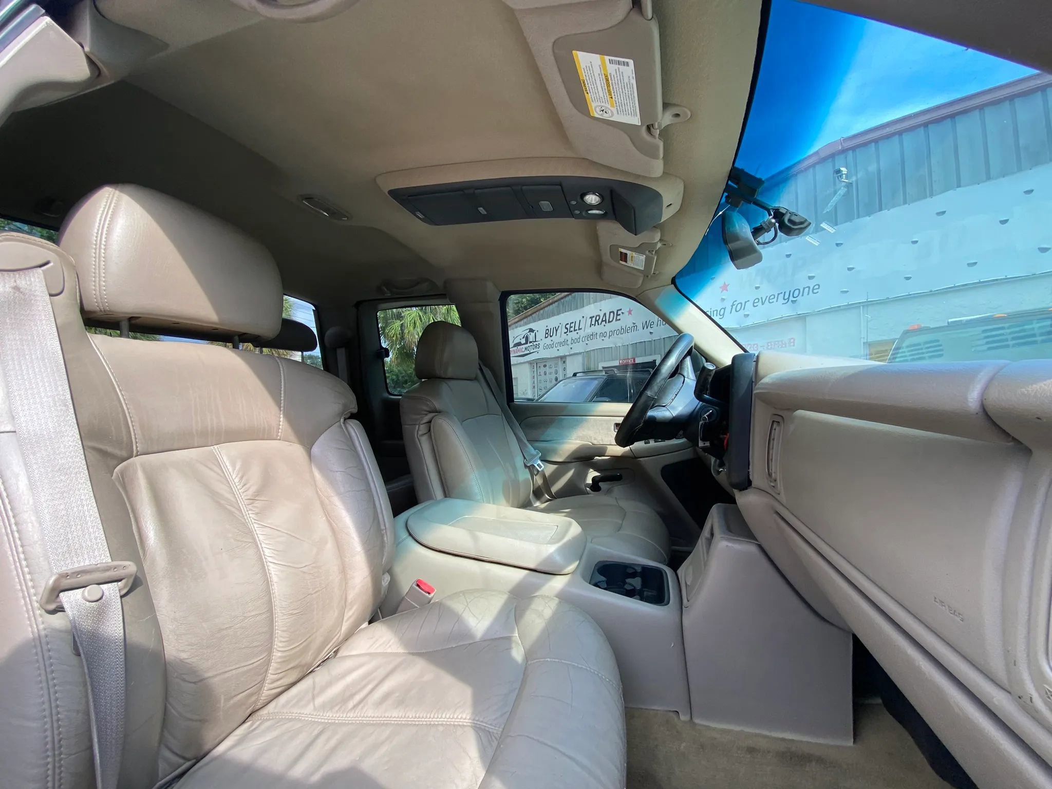 Used 2001 Chevrolet Silverado 2500 LT w/ Snow Plow Prep Pkg image 12