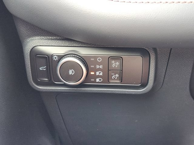 New 2026 Ford Explorer Active w/ Active Comfort Package RWD image 22
