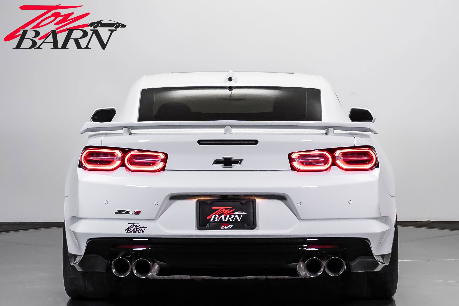 Used 2020 Chevrolet Camaro ZL1 RWD image 4
