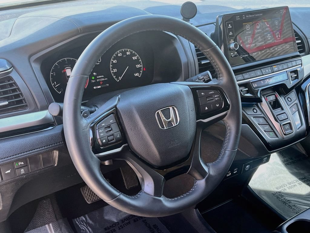 Used 2025 Honda Odyssey Touring image 11