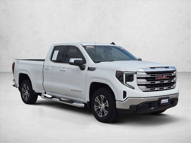 Used 2025 GMC Sierra 1500 SLE AWD/4WD image 3