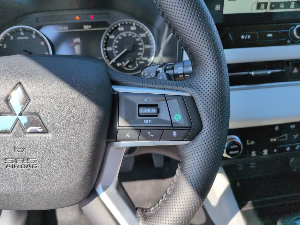 New 2026 Mitsubishi Outlander SE AWD/4WD image 22